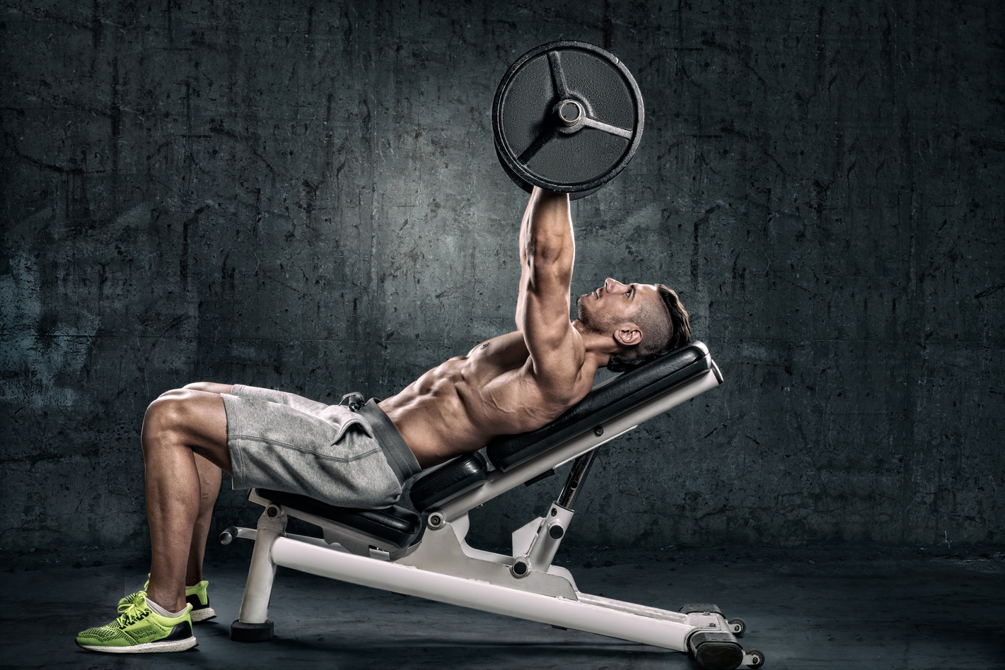 Incline bench press - starting position